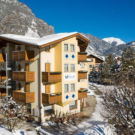 Hotel Genzianella Ziano di Fiemme Exterior foto